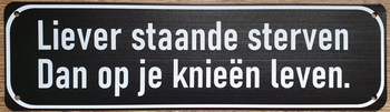 liever staande sterven reclamebord van metaal