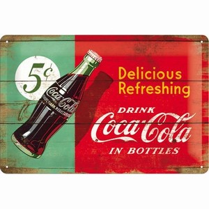 Delicious refreshing rood groen coca cola relief